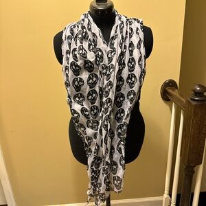 Skeleton fashion scarf